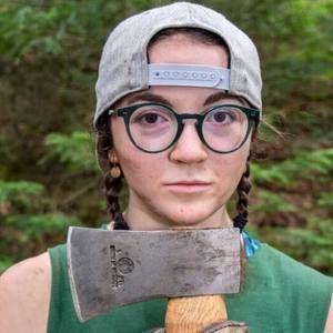 Meet your Posher, Lyza